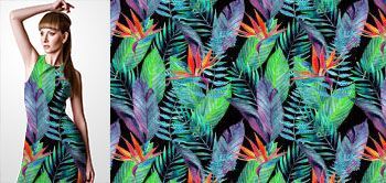 12028 Materiał ze wzorem kolorowe malowane tropikalne kwiaty (strelicja) i liście w stylu akwareli